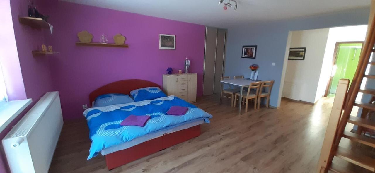 Appartement Privat Bene à Vyšné Ružbachy Chambre photo