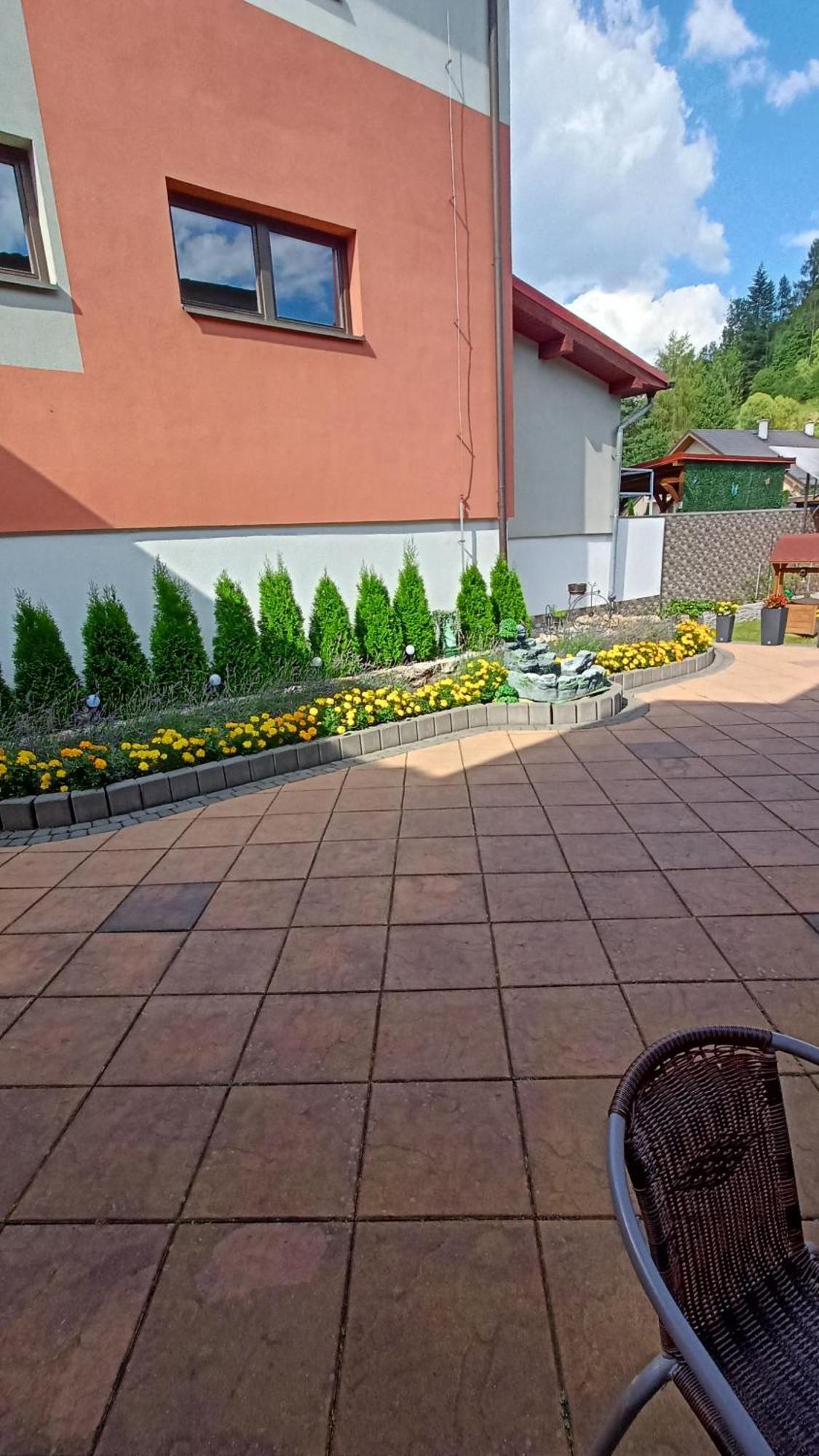 Appartement Privat Bene à Vyšné Ružbachy Extérieur photo