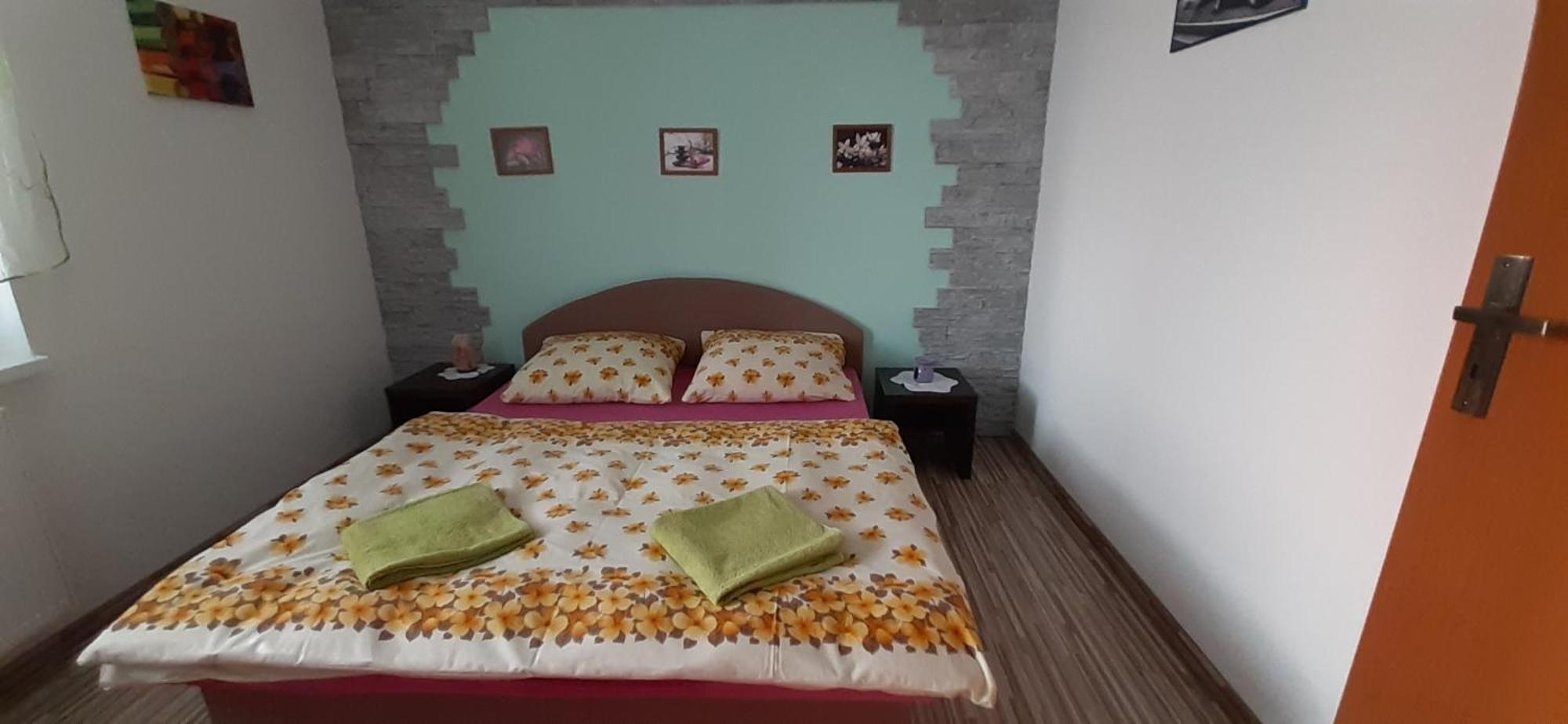 Appartement Privat Bene à Vyšné Ružbachy Chambre photo